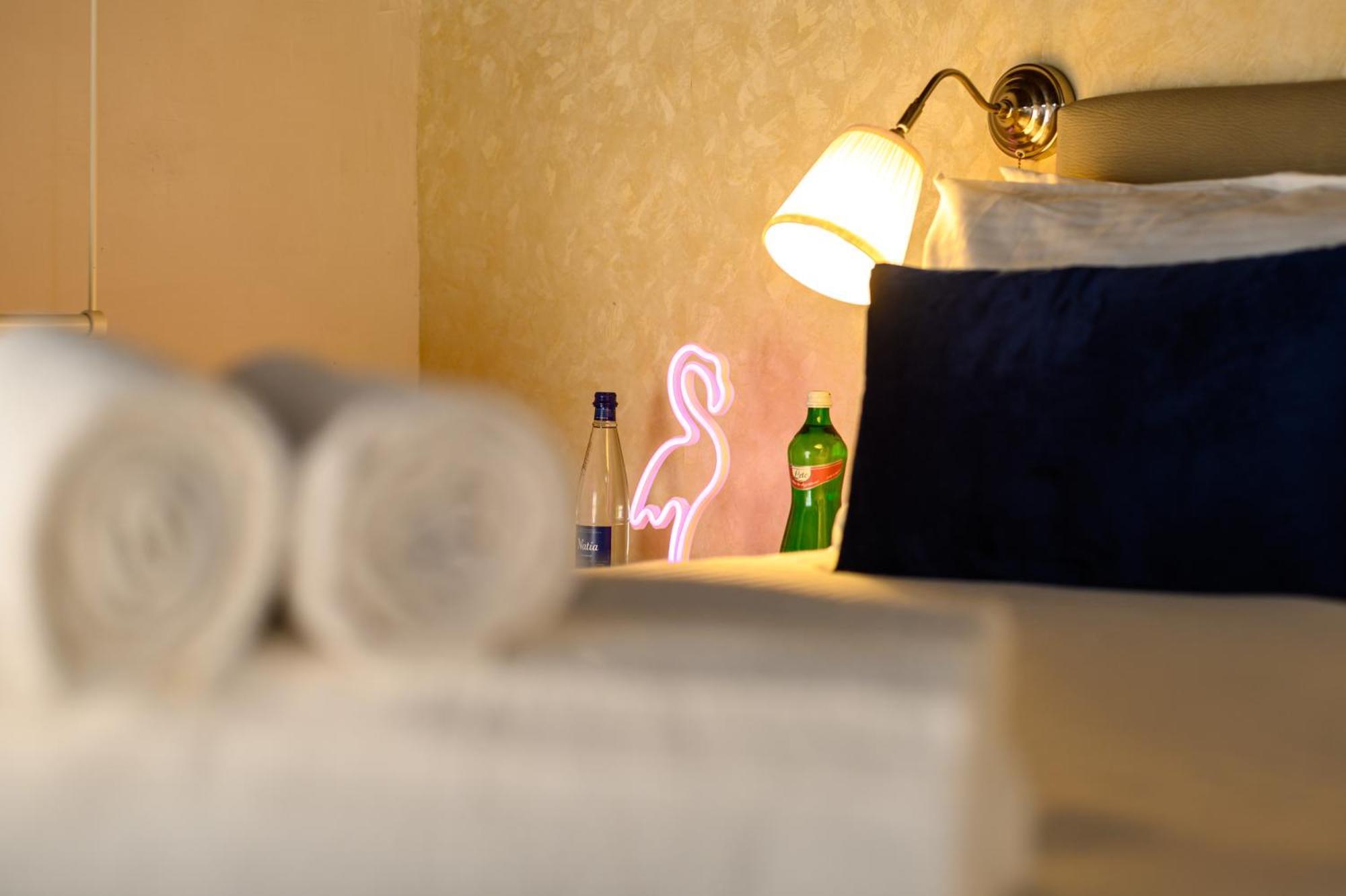 El Barrio In Bed Apartment Naples Luaran gambar