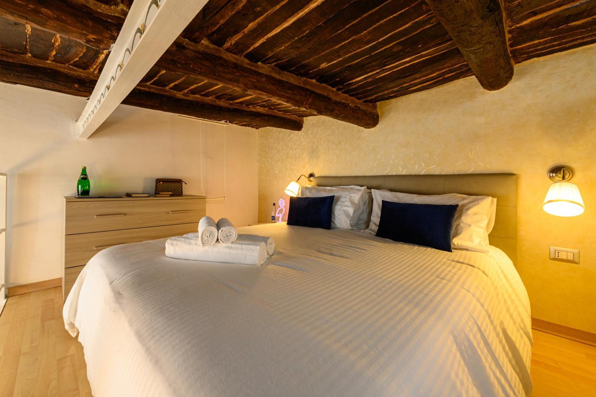 El Barrio In Bed Apartment Naples Luaran gambar