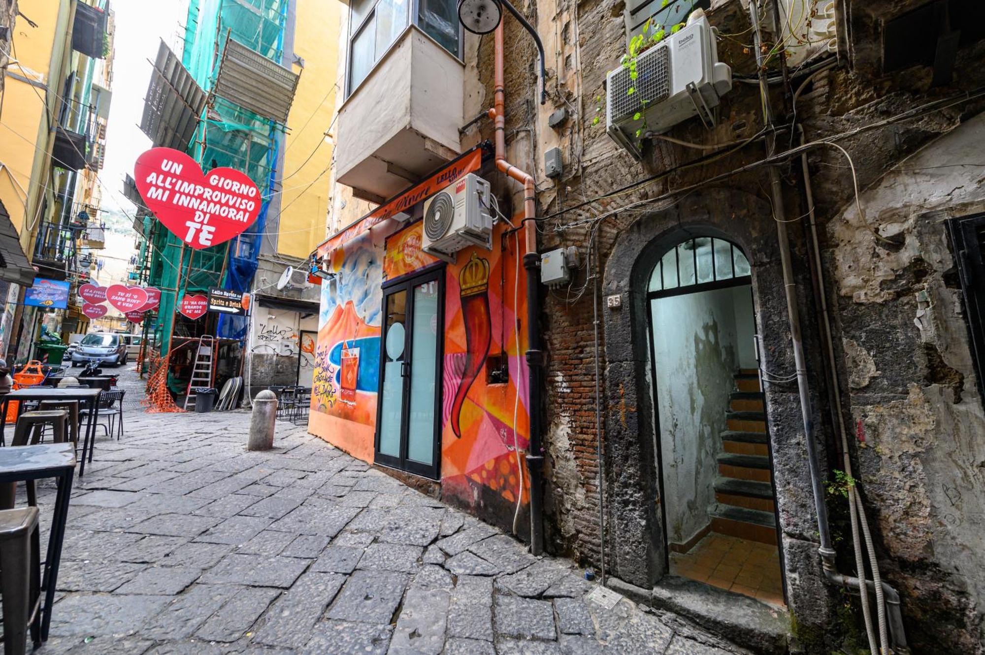 El Barrio In Bed Apartment Naples Luaran gambar